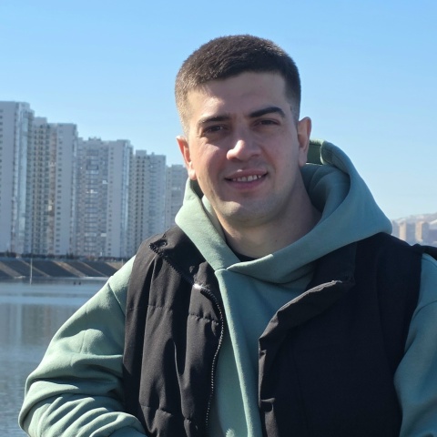 Артем Русланович
